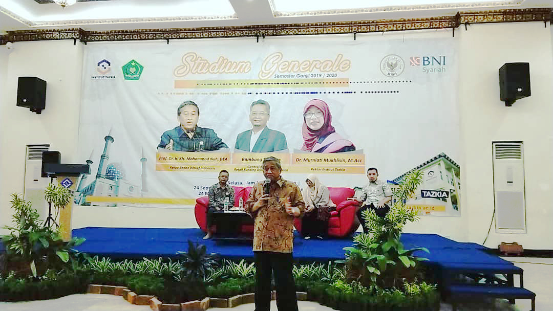 Prof. Dr. Ir. Mohammad Nuh, DEA, mengisi kuliah umum di Institute Tazkia, Selasa, (24/09/2019