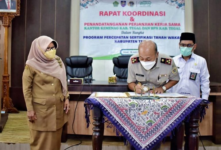 Pemda Tegal Bersama Kemenag Tandatangani Kerjasama Percepatan Sertipikasi Ribuan Tanah Wakaf